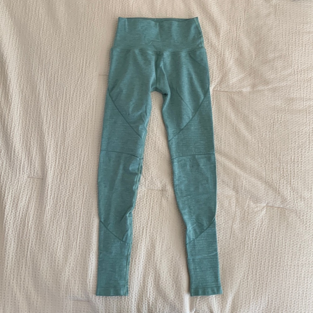 Alphalete Leggings